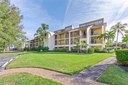 3905 MARINERS WALK