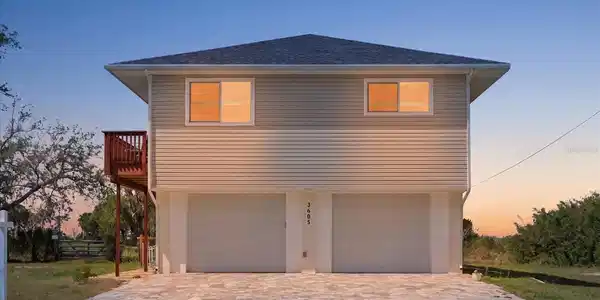 3605 EAGLE NEST DRIVE