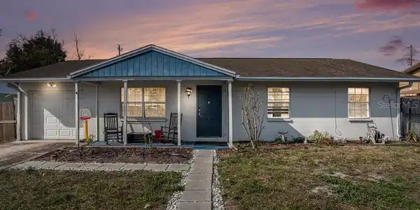 6422 ROSEWOOD DRIVE