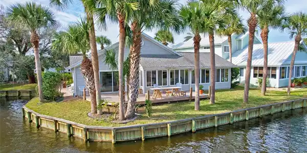 26 AVALON DRIVE