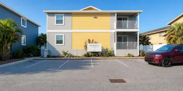 1013 APOLLO BEACH BOULEVARD