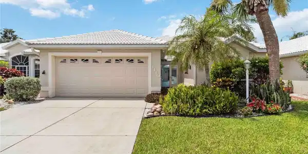 1110 SOUTHLAKE COURT
