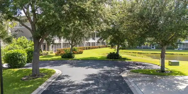 Image 4 Image 4