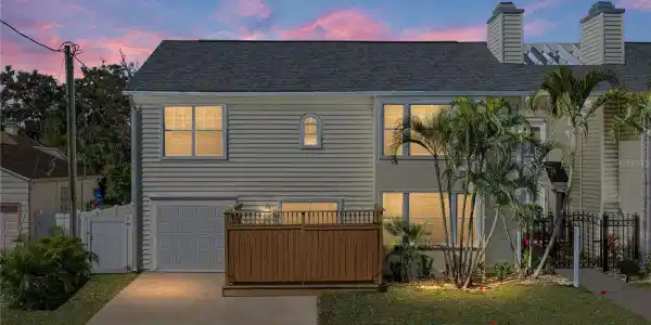 307 S BUNGALOW PARK AVENUE