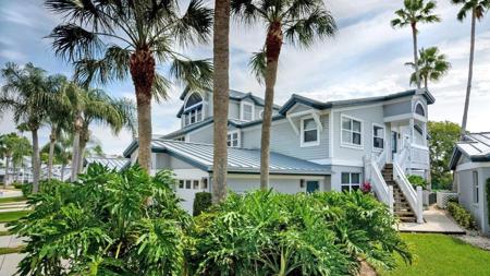 1228 SIESTA BAYSIDE DRIVE