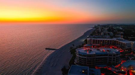 1561 GULF OF MEXICO DRIVE