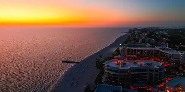 1561 GULF OF MEXICO DRIVE