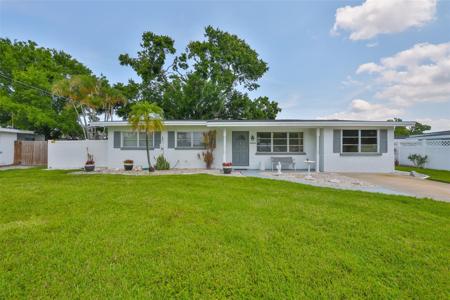 513 FAIRHOPE DRIVE