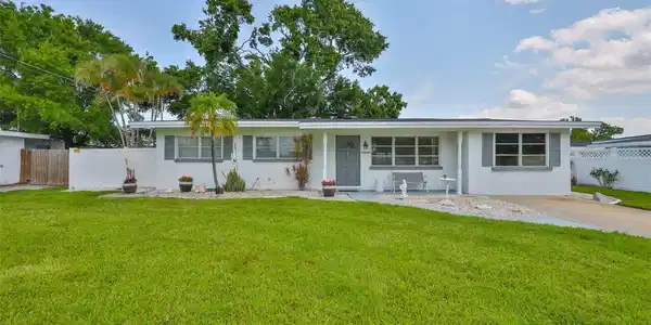513 FAIRHOPE DRIVE