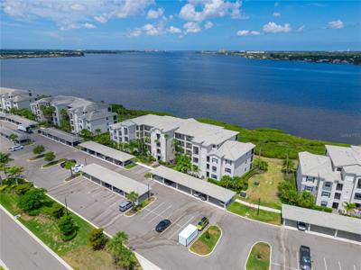 1020 TIDEWATER SHORES LOOP