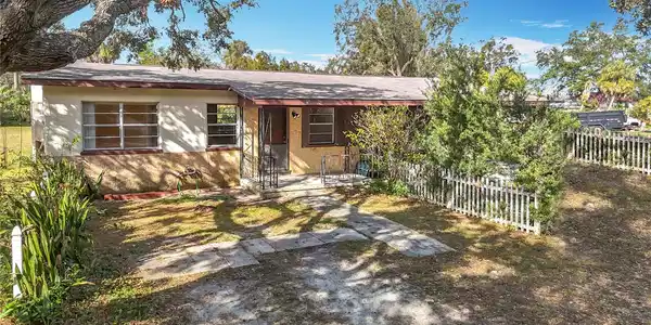 5512 DANIELS ROAD