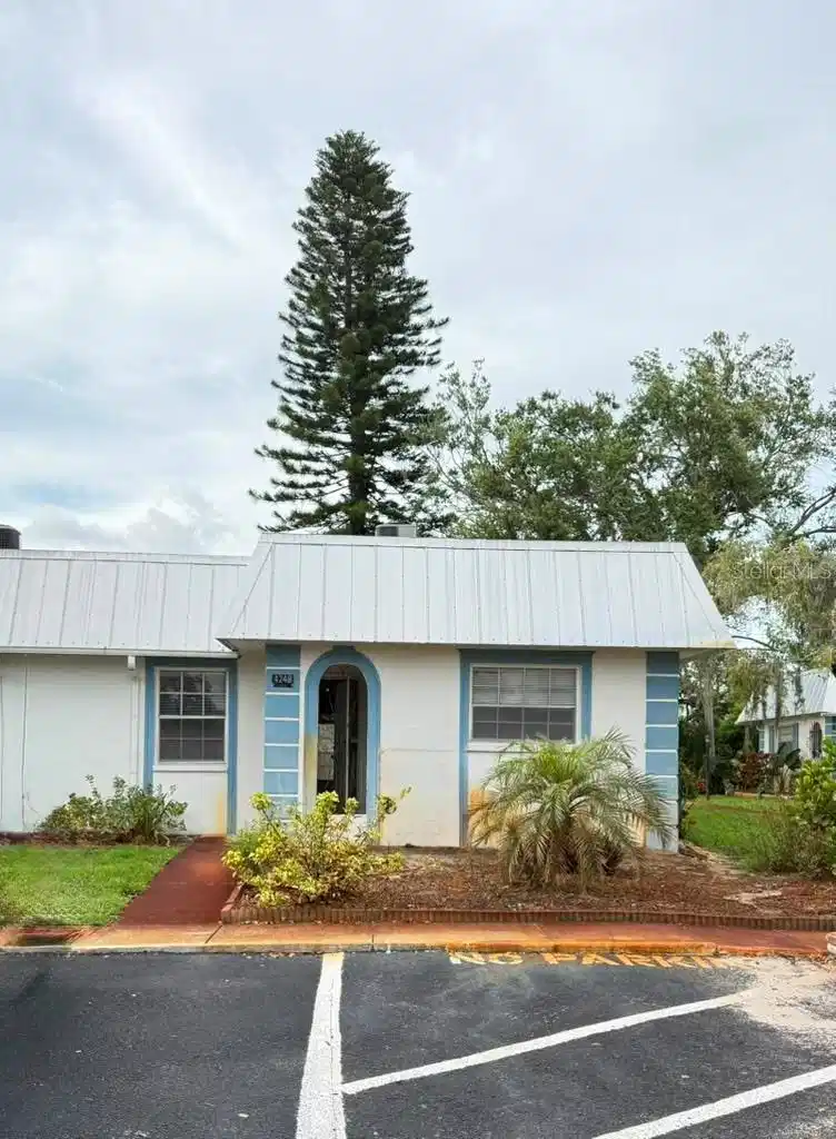 Image 1 Image 1
