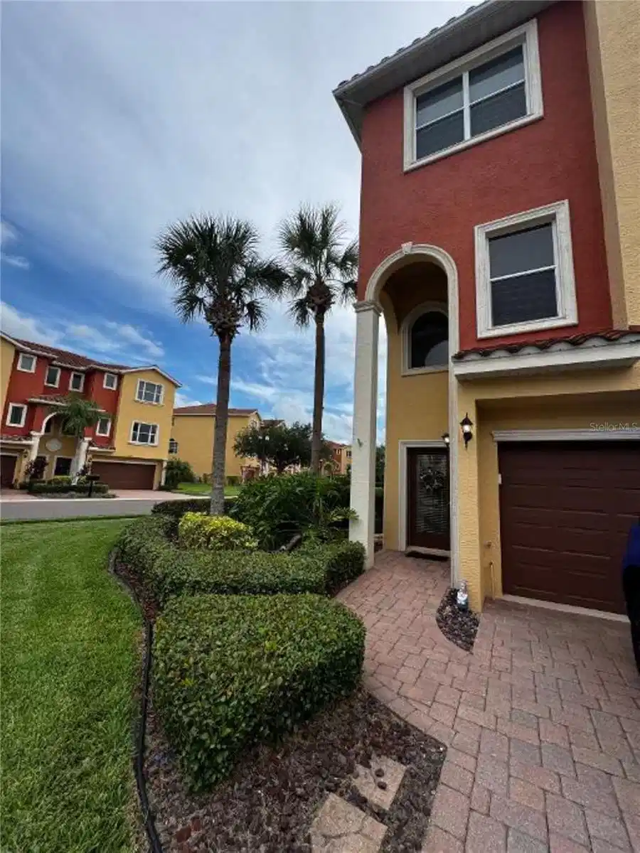 Image 1 Image 1