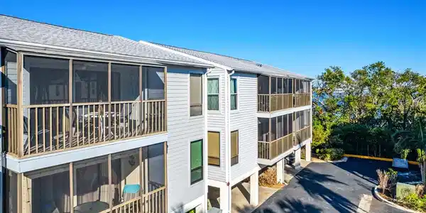 3601 E BAY DRIVE