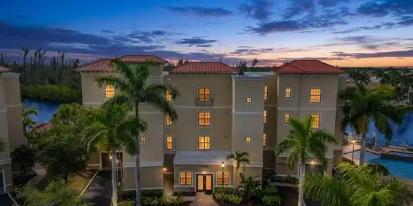 3340 WOOD THRUSH DRIVE