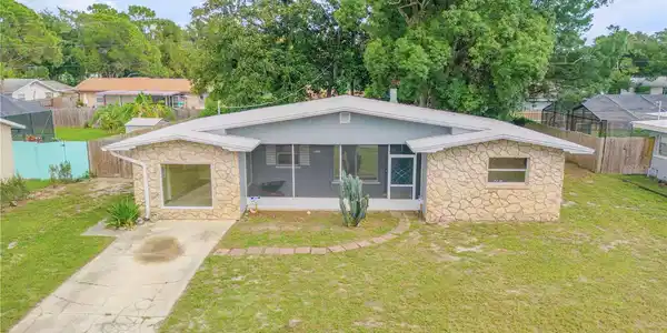 3125 QUEEN PALM DRIVE