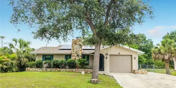 924 PHYLLIS TERRACE