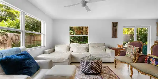 Image 4 Image 4