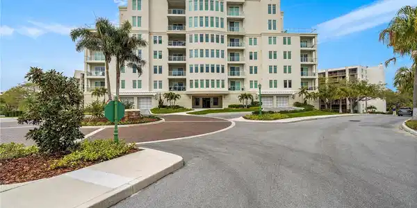 8 PALM TERRACE