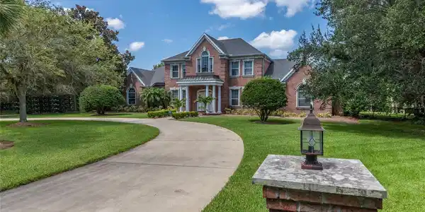 190 JOHN ANDERSON DRIVE
