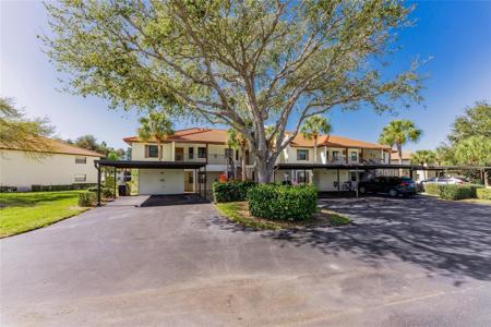 308 PINE HOLLOW CIRCLE
