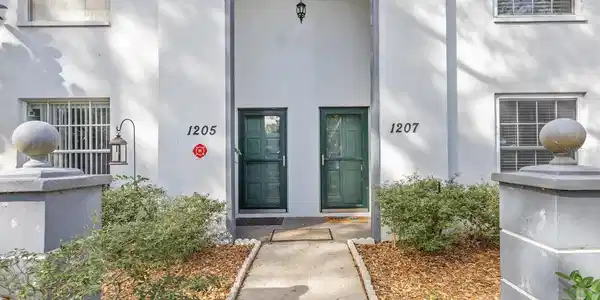 1207 N MCMULLEN BOOTH ROAD