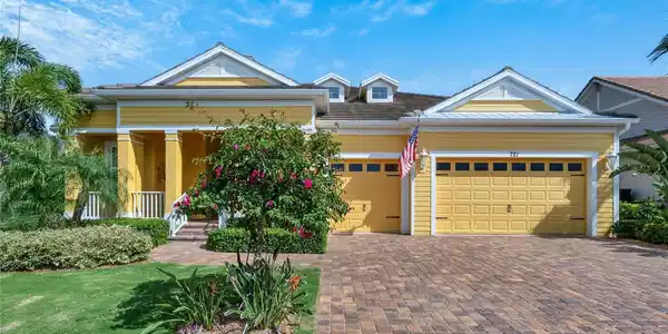 721 MANNS HARBOR DRIVE