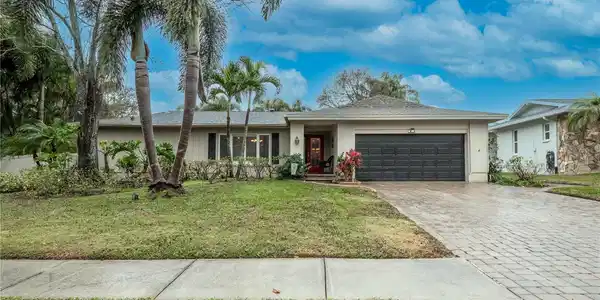 2079 SWAN LANE