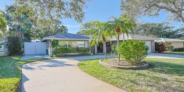 14510 TANGLEWOOD DRIVE N