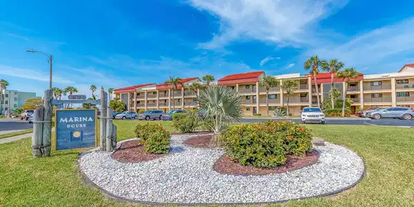 868 BAYWAY BOULEVARD