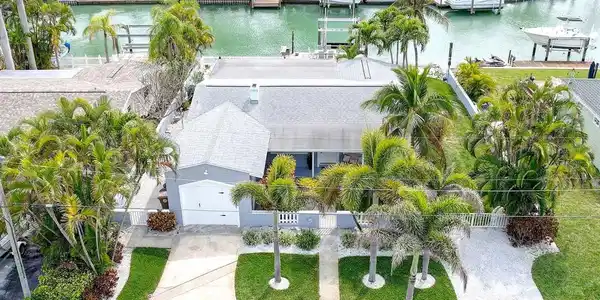 321 E MADEIRA AVENUE