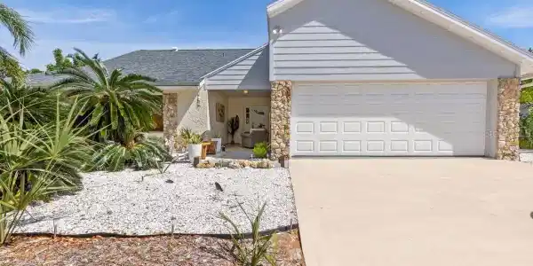 3547 JOHN ANDERSON DRIVE