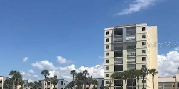 700 GOLDEN BEACH BOULEVARD