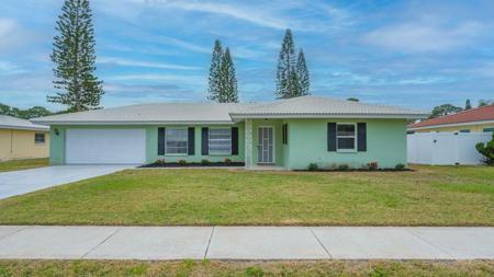 2414 CARLISLE PLACE