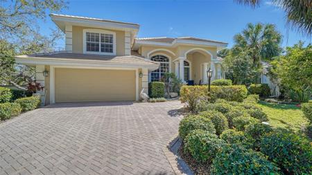 5585 SIESTA ESTATES COURT