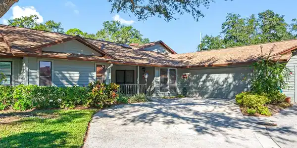 11711 RIDGEVIEW LANE