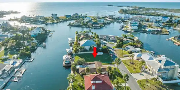 4478 GULFSTREAM DRIVE