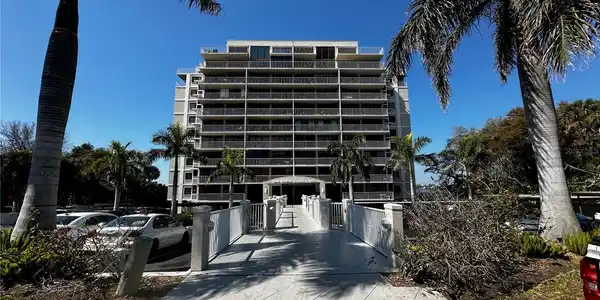 500 N OSCEOLA AVENUE