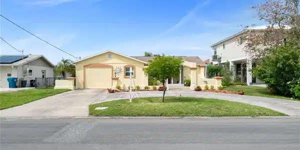 3375 FLAMINGO BOULEVARD