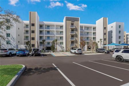 1703 N TAMIAMI TRAIL