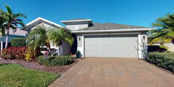 5241 CANYONLAND WAY