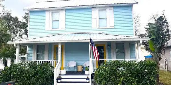 722 CANAL STREET