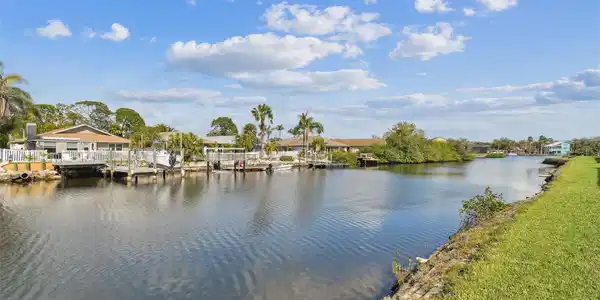4533 MARINE PARKWAY