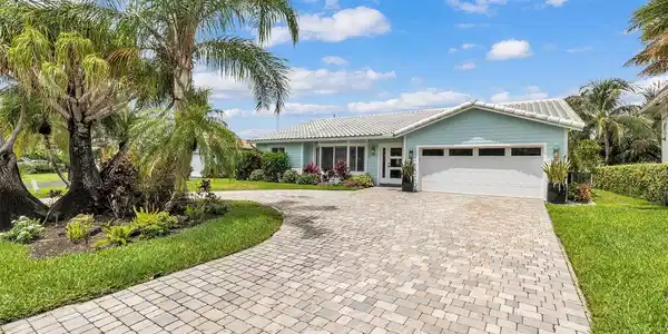1351 NE 27TH WAY