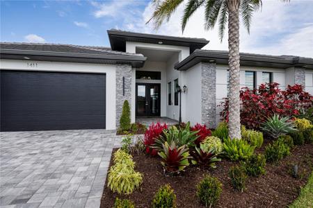 1411 SW 40TH TERRACE