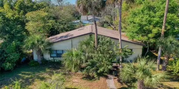 703 ELEANORE AVENUE