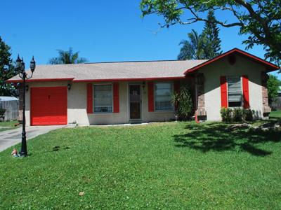 305 CHERRYWOOD LANE