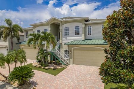 321 MANATEE LANE