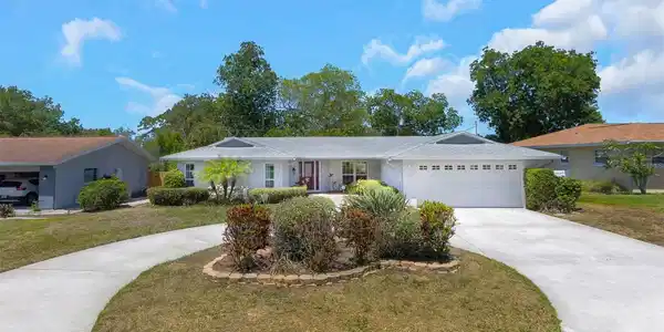 1516 HIGH BLUFF DRIVE