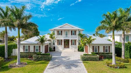 532 KEY ROYALE DRIVE